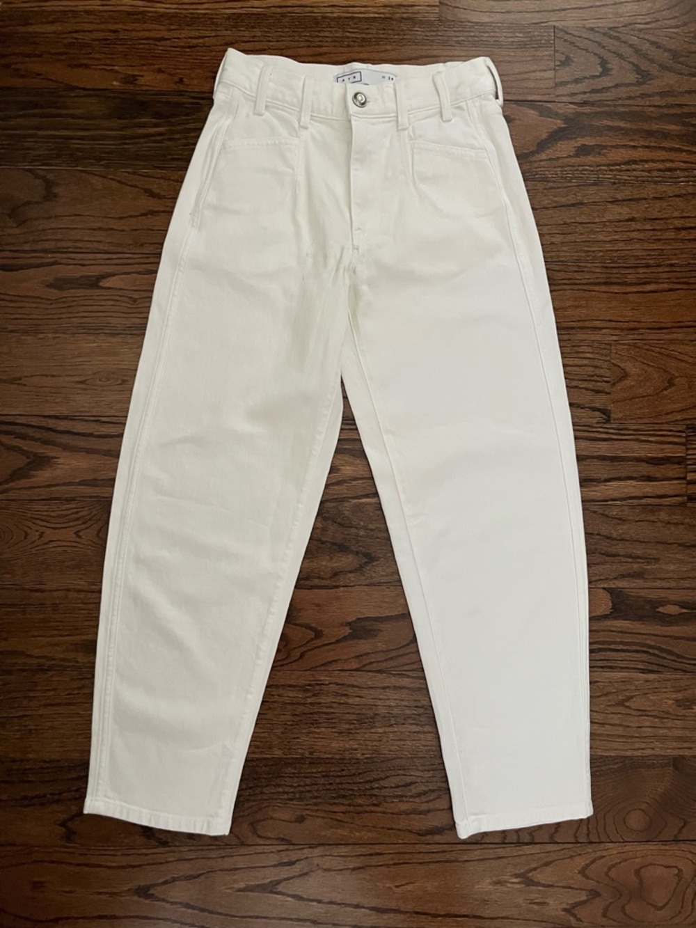 NWOT AYR White High-Rise Denim Jeans